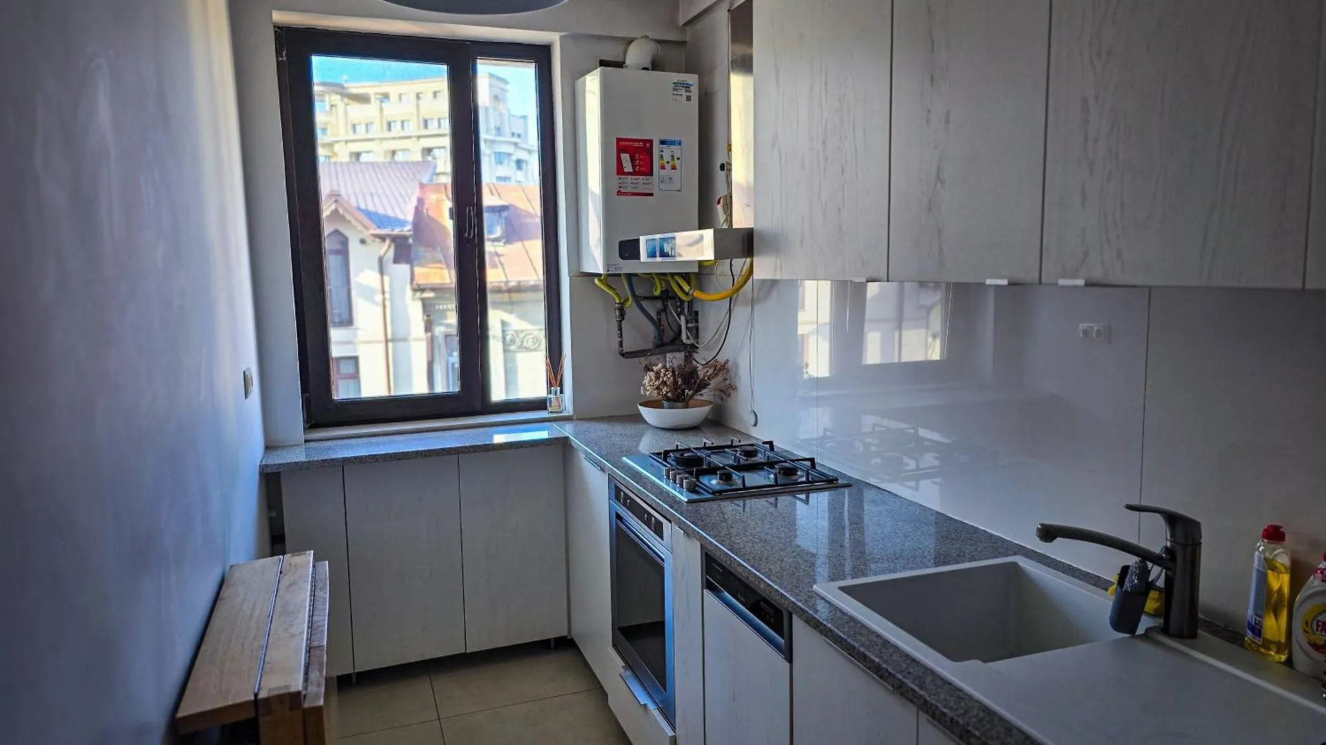 Lägenhet Cozy Two Rooms Downtown By Chr Luxury Propery Bukarest